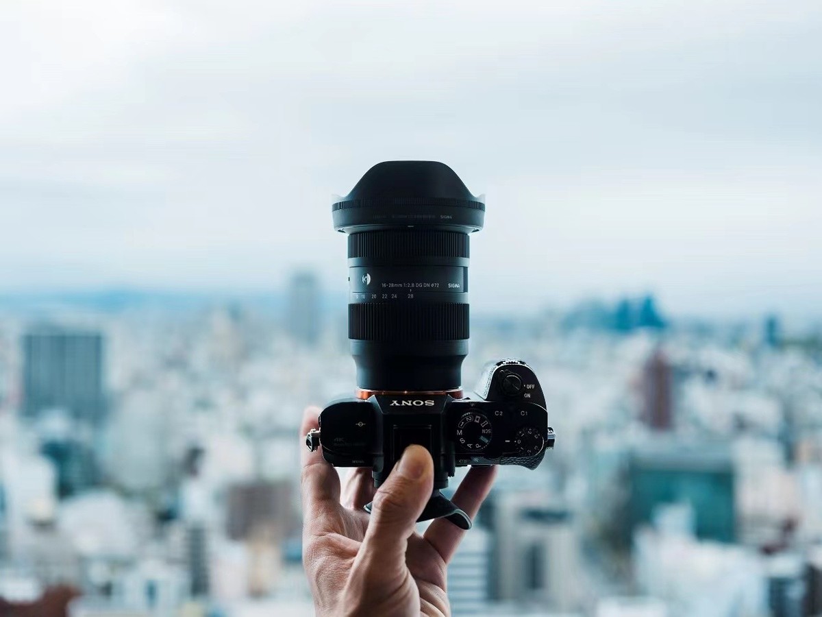 适马16-28mm F2.8 DG DN轻装上阵，捕捉自由之风