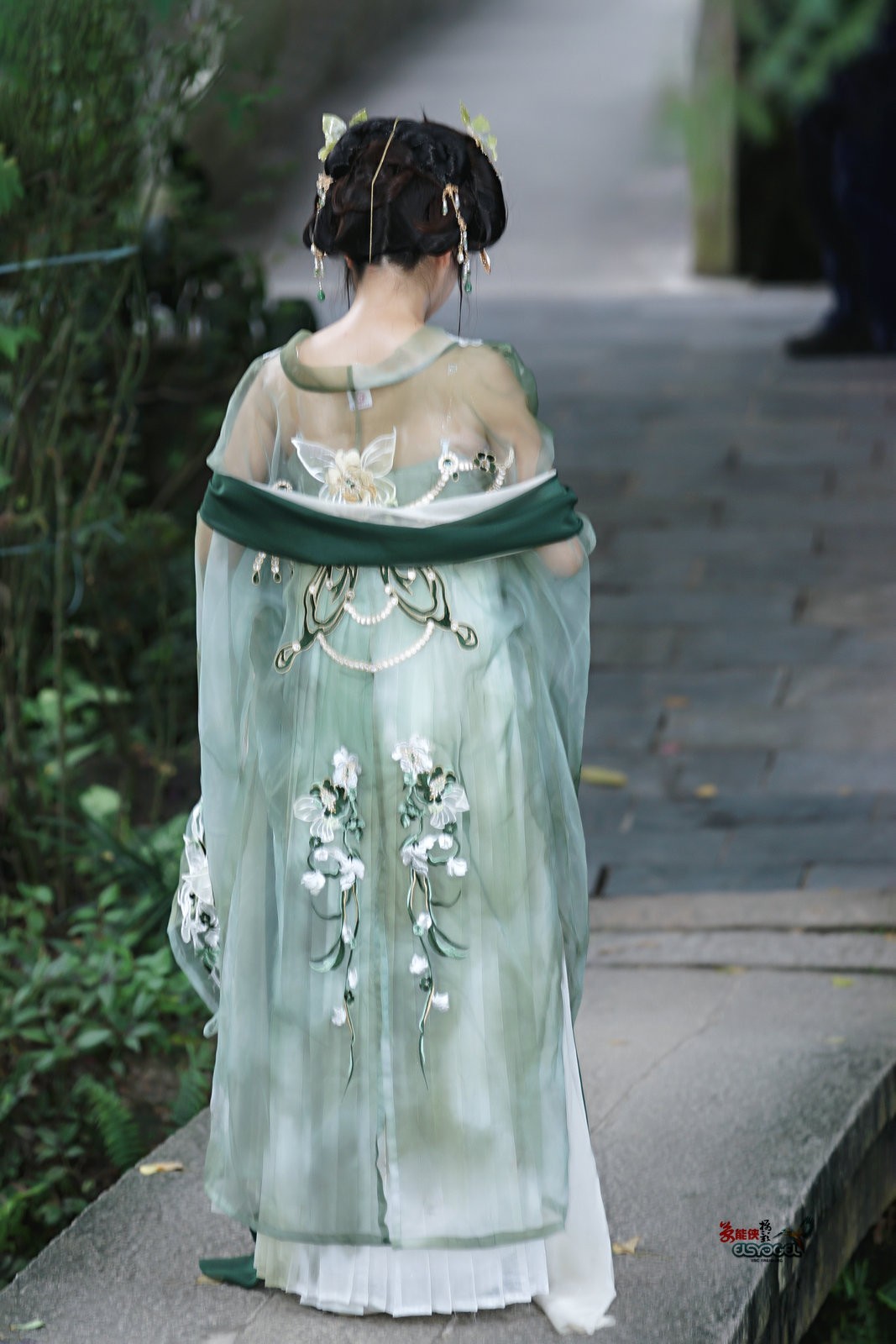 【林中情怀】---小美