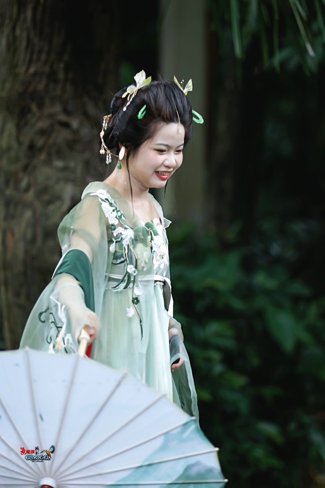 【林中情怀】---小美