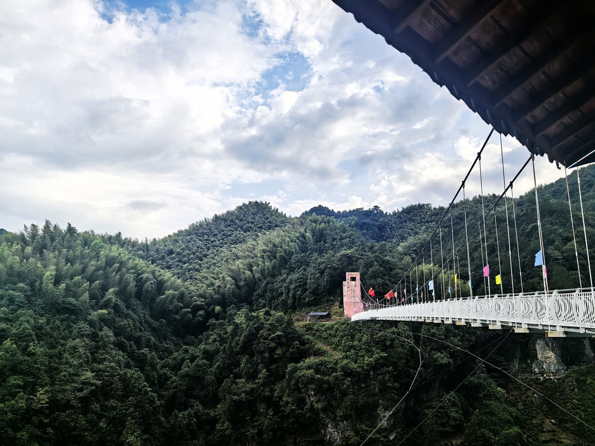 皖南宁国阿勒泰（皖南川藏线）---真也天镜的初秋二华为PURE 70 ULTRE直出）