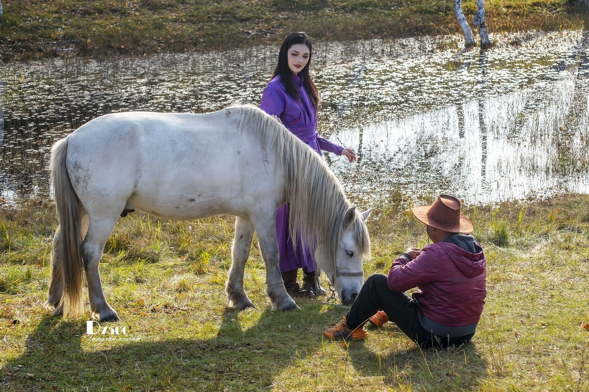 乌兰布统——美女与情哥哥（3）