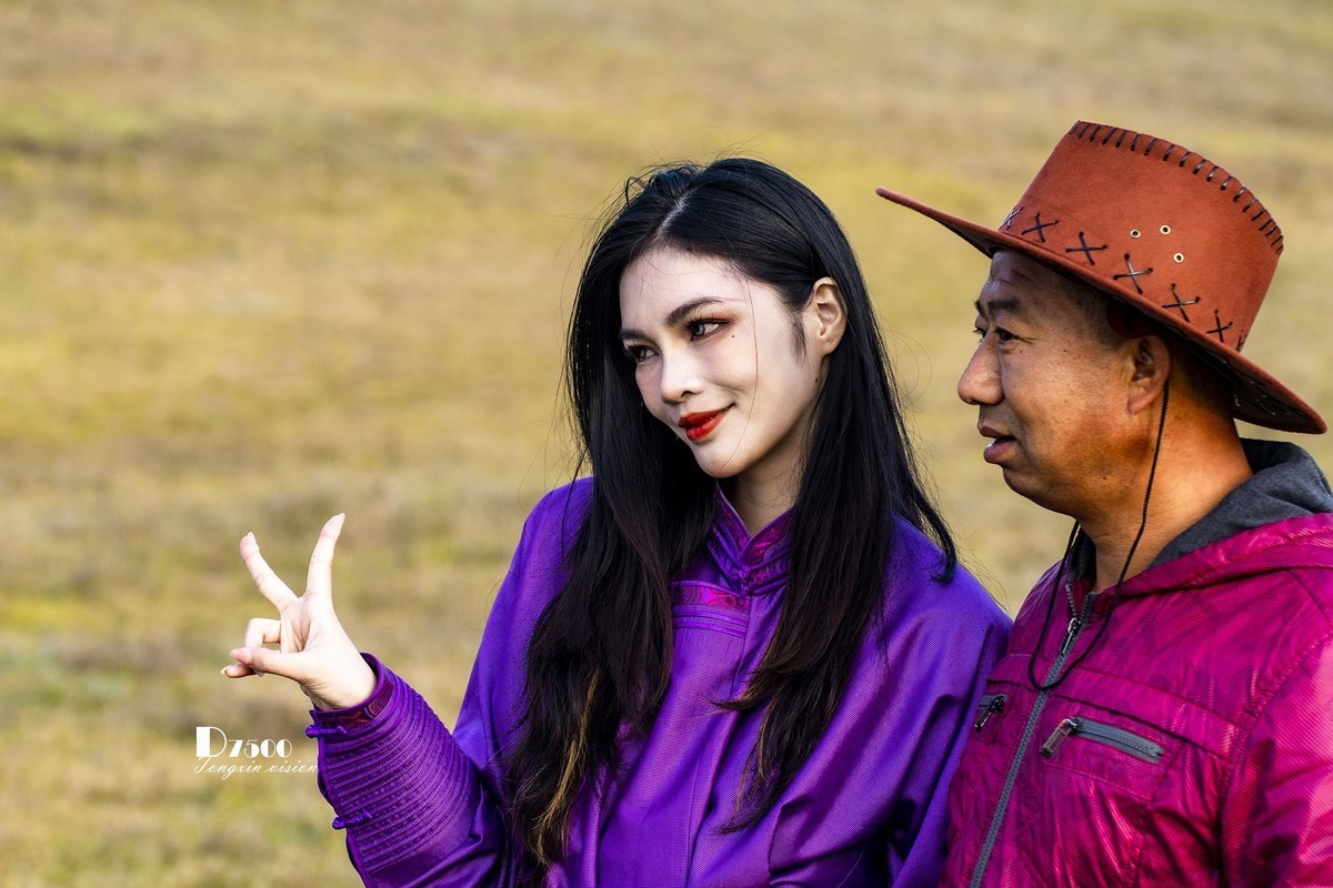 乌兰布统——美女与情哥哥（3）