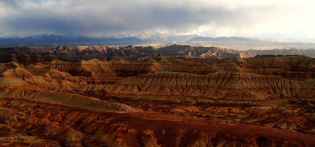 世界第三极-阿里
