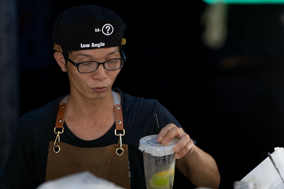 a7Rm4A+Zeiss Batis 85F1.8 ( 夜拍美食一条街 )试机镜