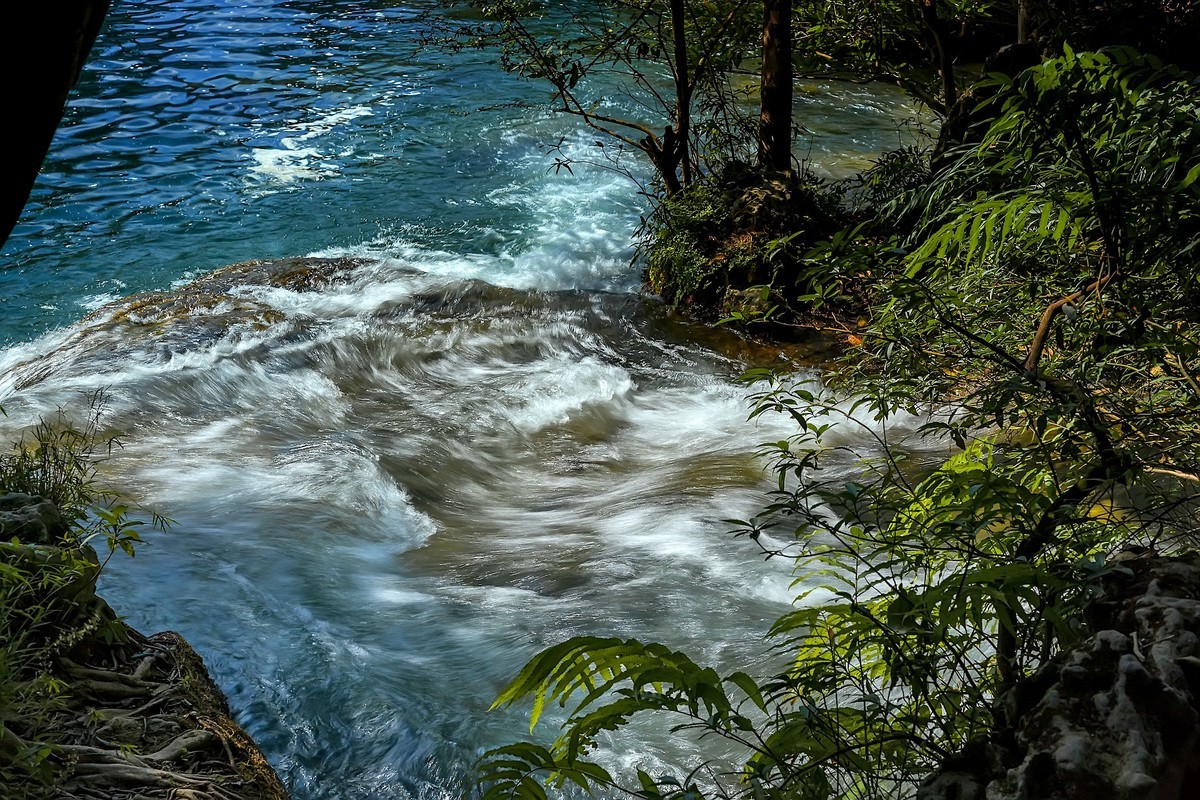广西崇左《德天瀑布 》