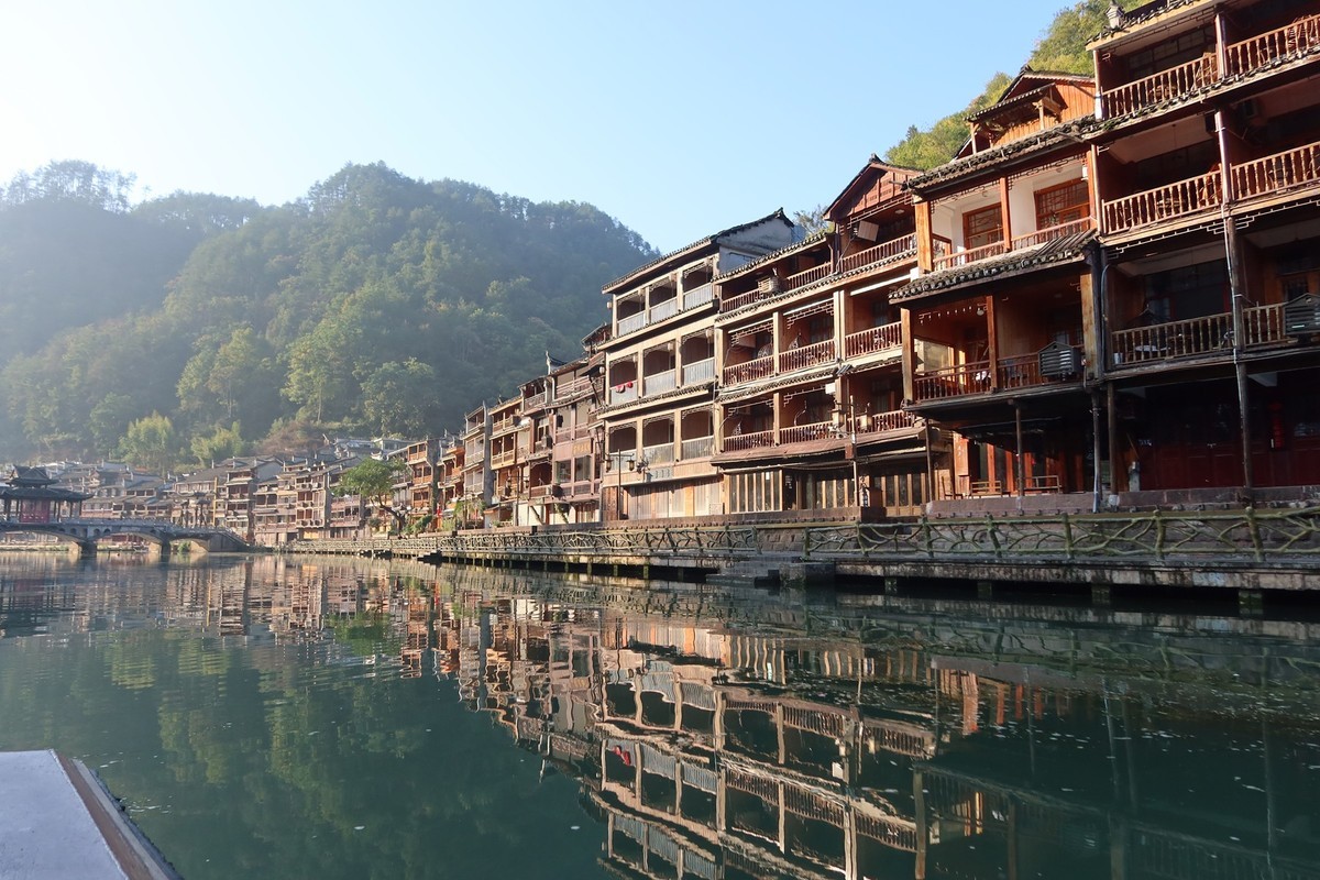 风景如画凤凰城