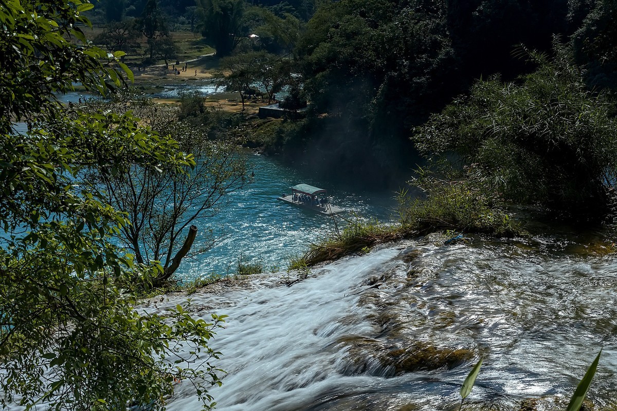 广西崇左《德天瀑布 》