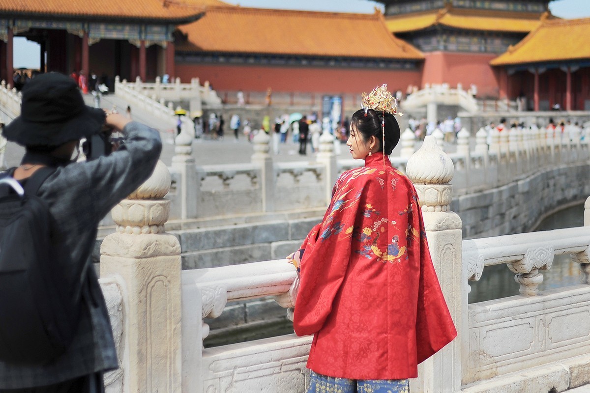 试用“人精”蹭拍的人像