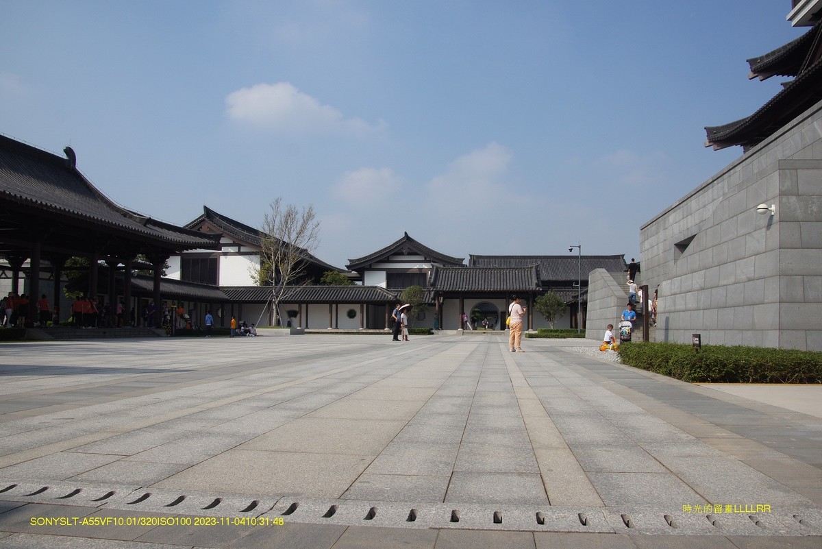 参观  广州文化新馆