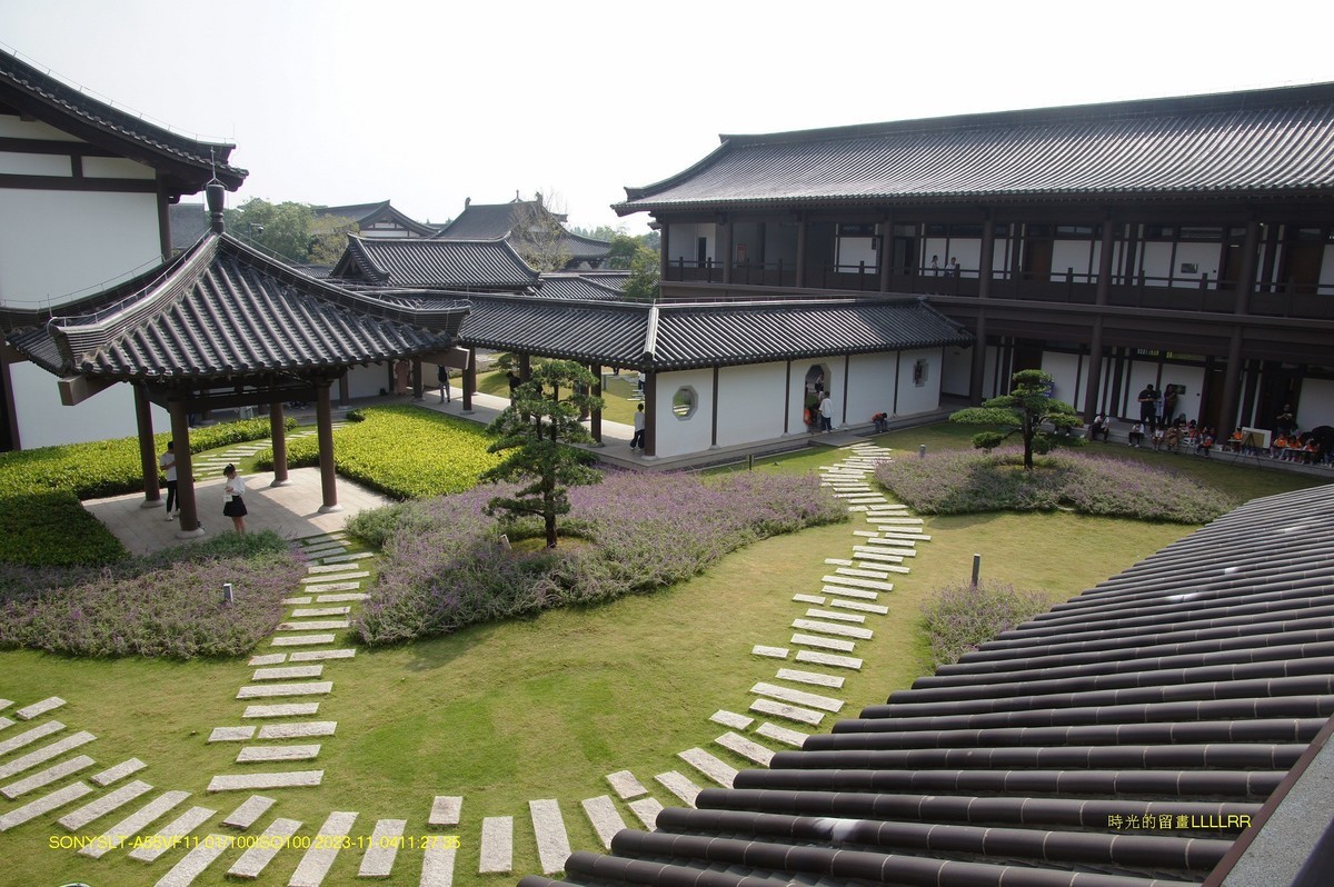 参观  广州文化新馆