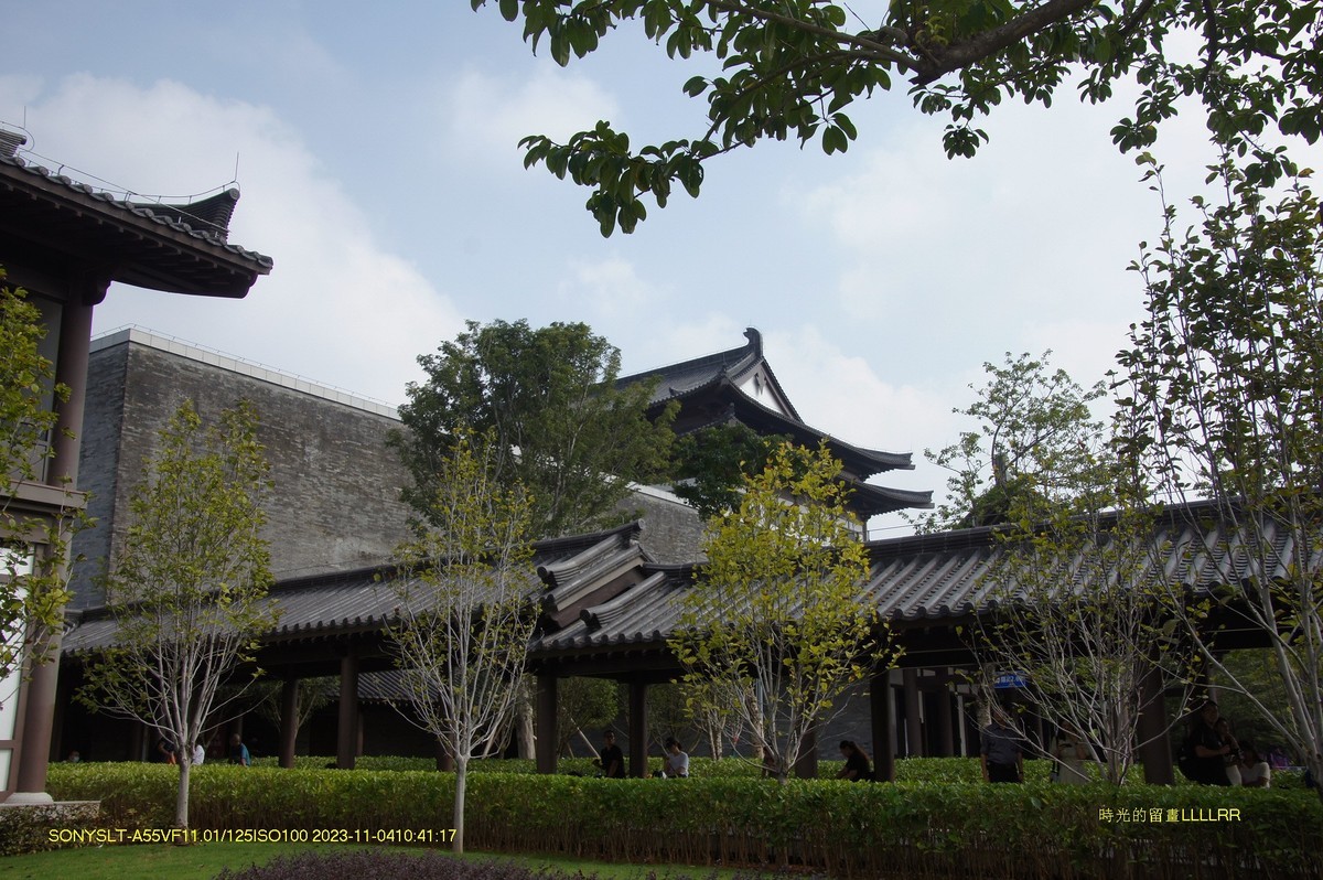 参观  广州文化新馆