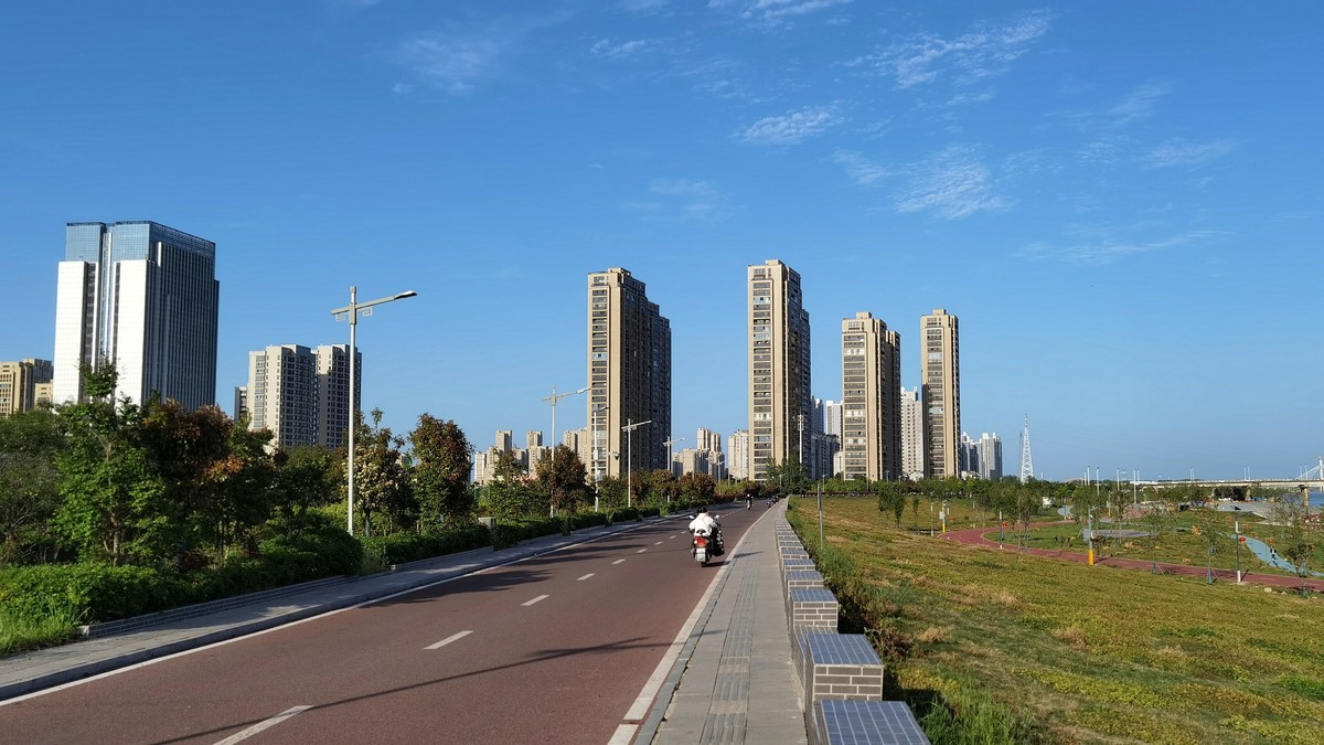 蚌埠淮河桥北岸边