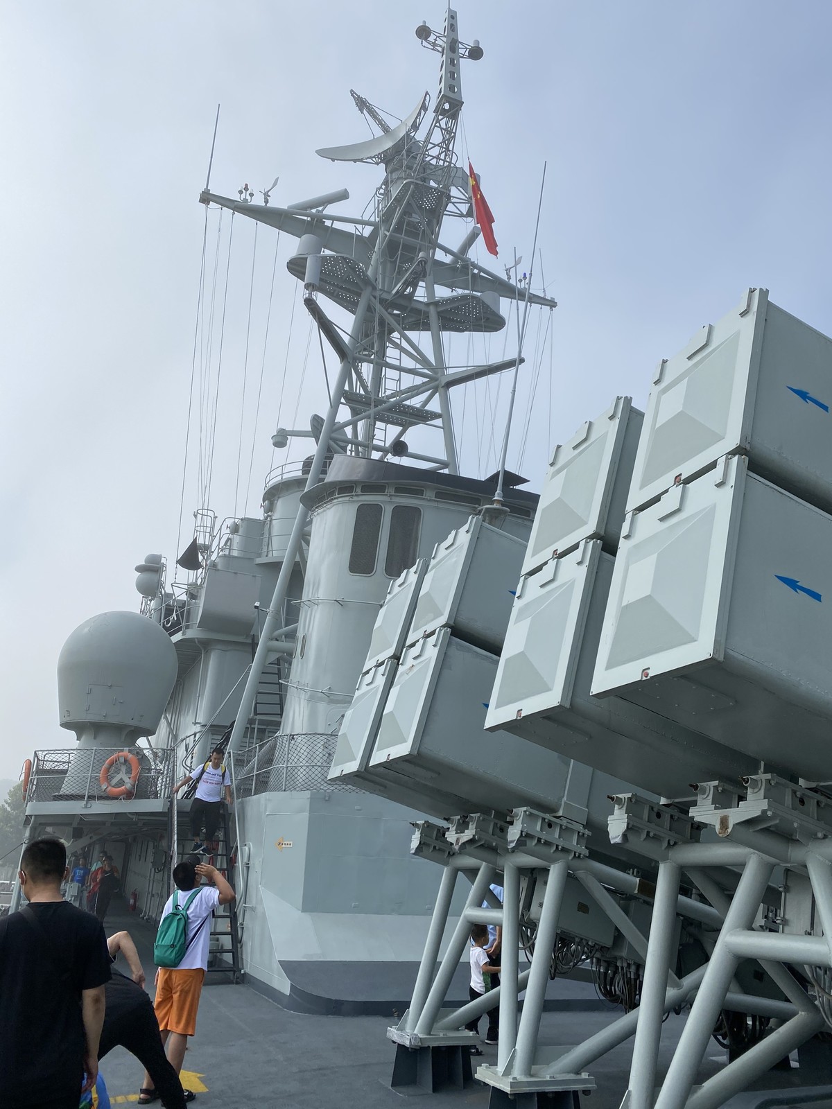 参观海军驱逐舰