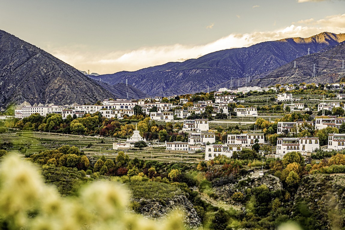 行走在318国道--甘孜--乡城县青德镇【16】