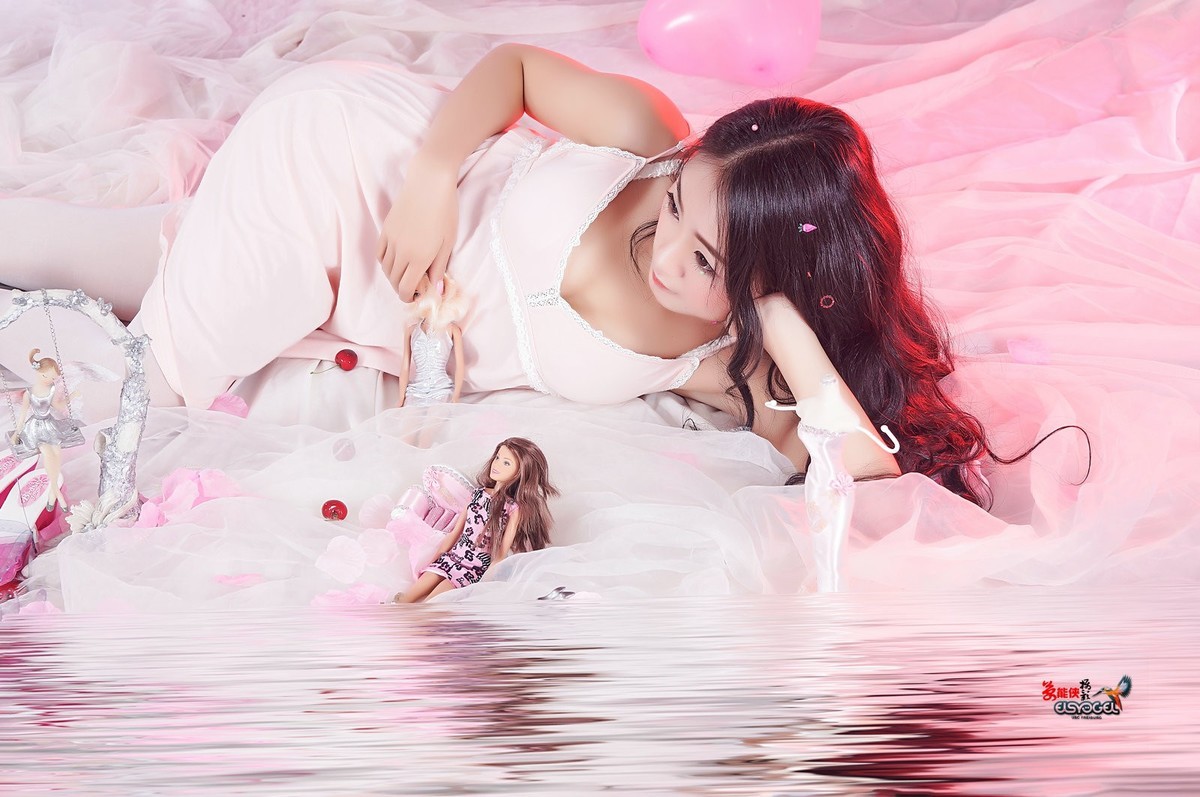 【洋娃娃少女】 ----毛毛