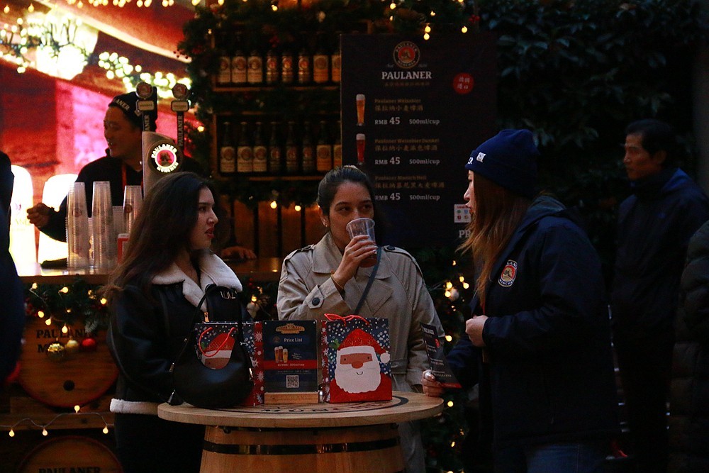 行行摄摄圣诞市集