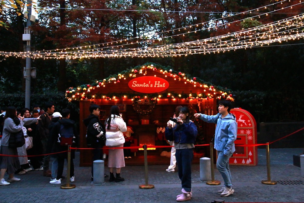 行行摄摄圣诞市集