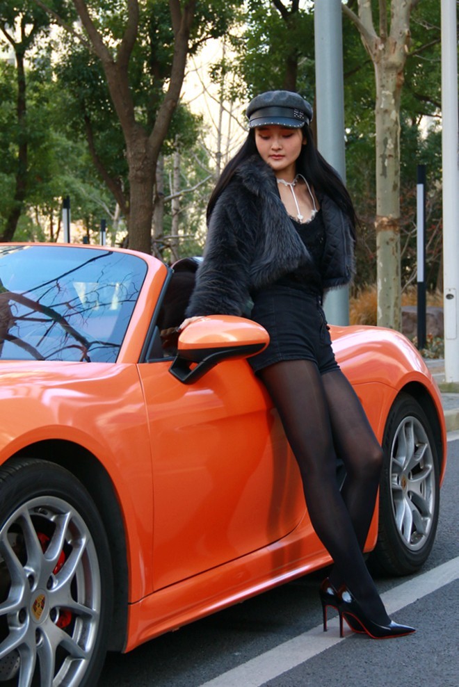 香车美女