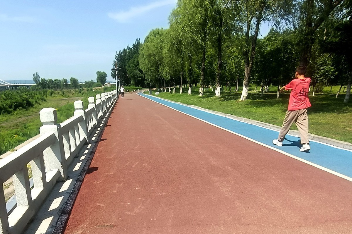 走走拍拍——江边行（1）