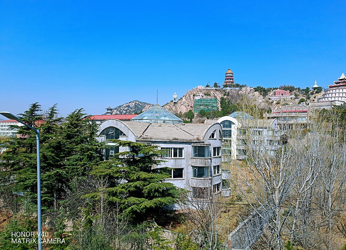 突发奇想去洗温泉结果几天没时间上来没带相机随路用手机拍了几张算是报到帖吧！