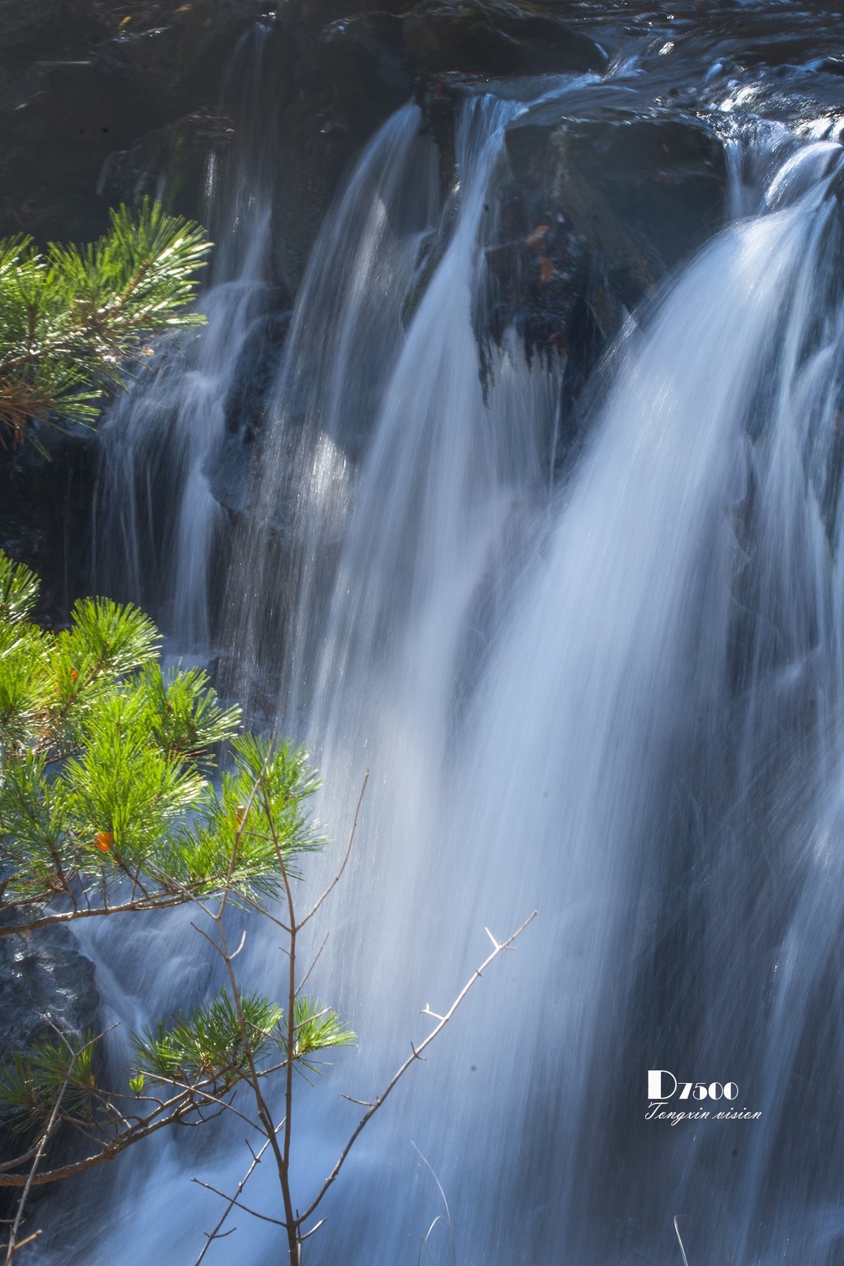 #留住美丽秋天# ——潺潺流水