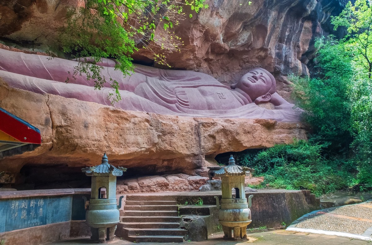 江南第一石窟通天岩