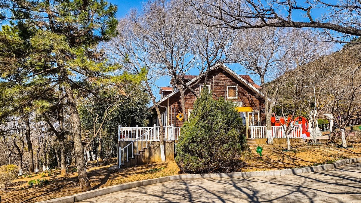 大 连 的 海 ------ 燕 窝 岭 （ 二 ）