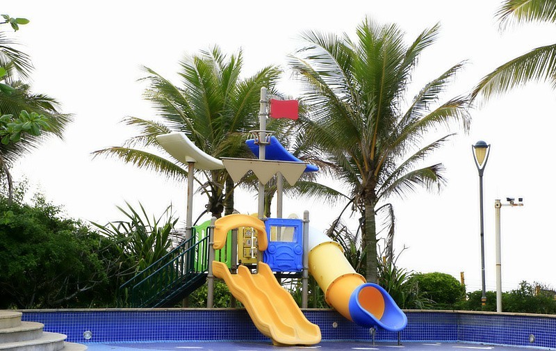 《不老松：忆海南游记》(21)长島蓝湾泳池美景！