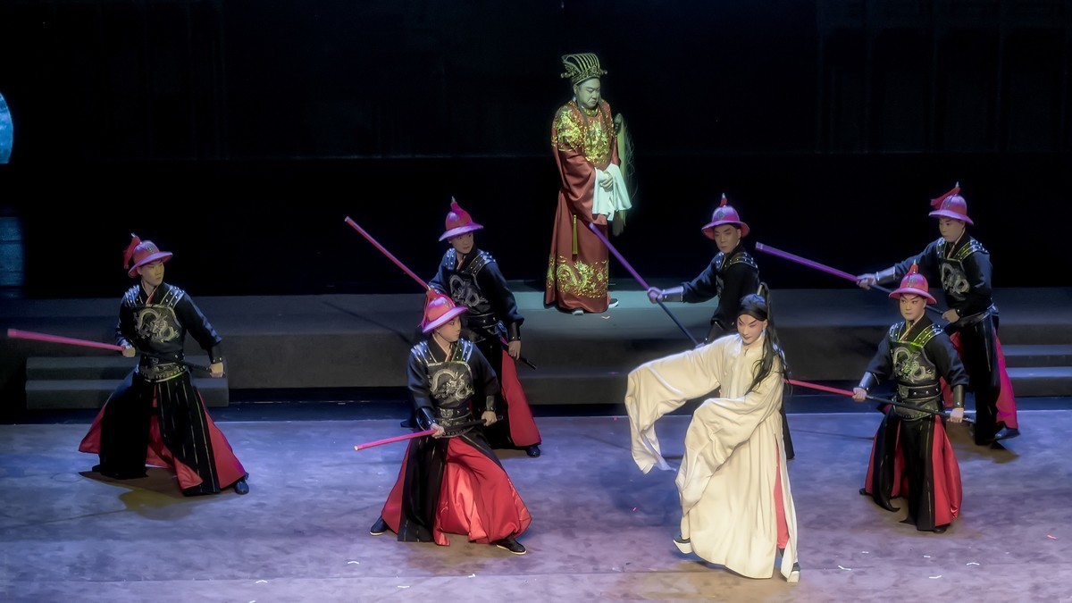 舞台摄影：新编历史京剧《阳明悟道 》（ 杖刑贬逐）