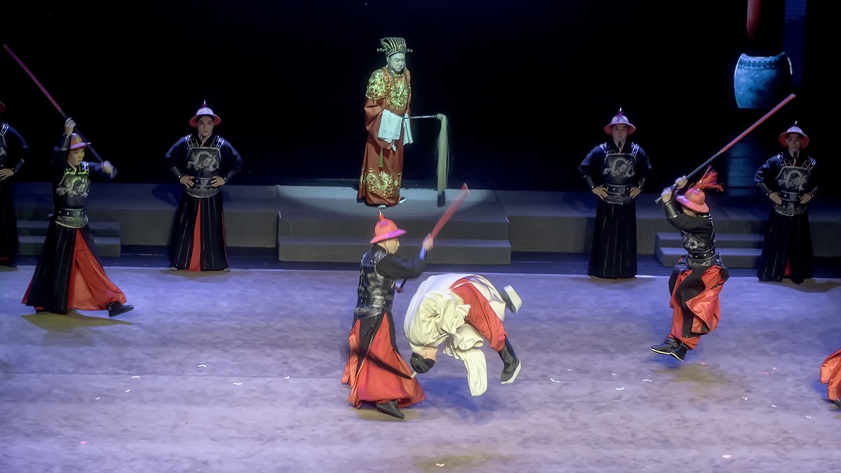 舞台摄影：新编历史京剧《阳明悟道 》（ 杖刑贬逐）