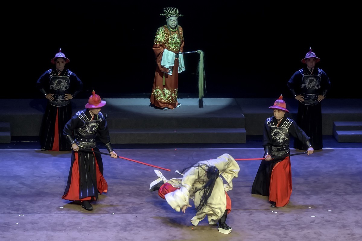 舞台摄影：新编历史京剧《阳明悟道 》（ 杖刑贬逐）