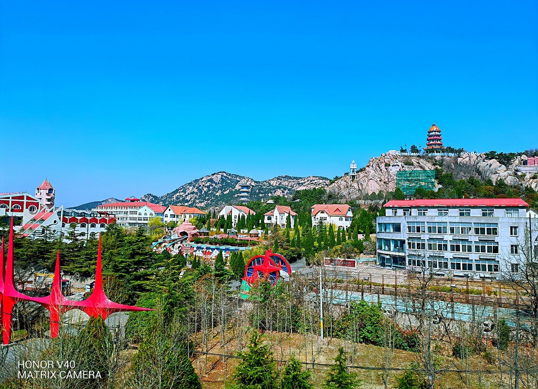 突发奇想去洗温泉结果几天没时间上来没带相机随路用手机拍了几张算是报到帖吧！