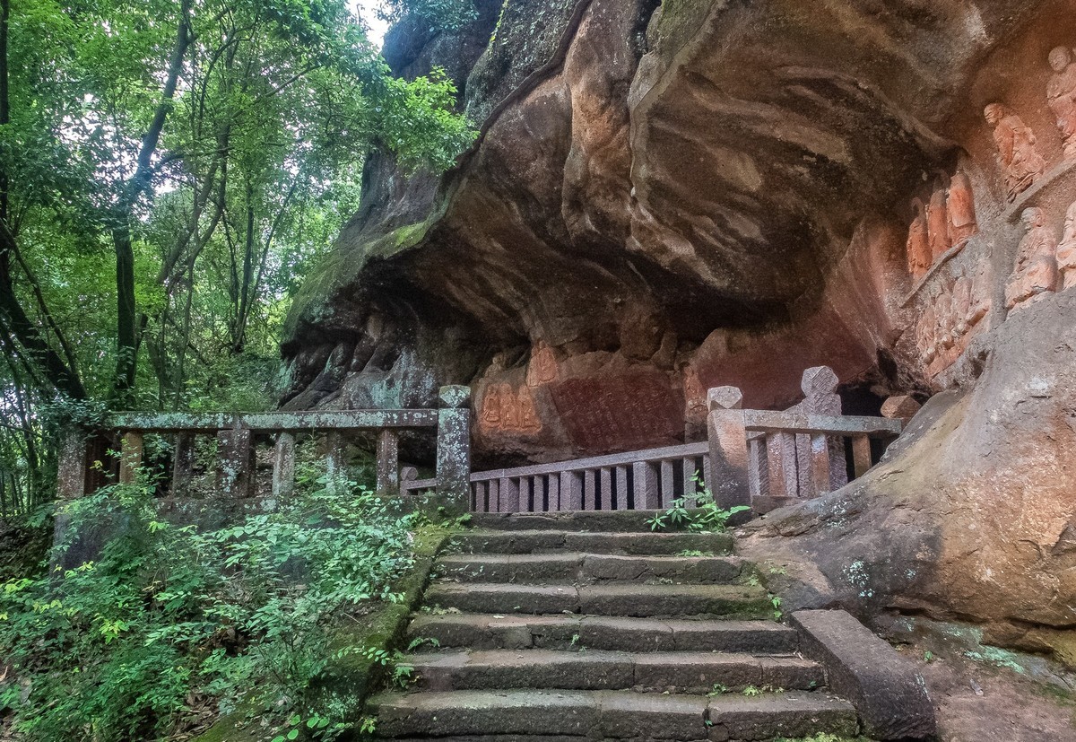 江南第一石窟通天岩