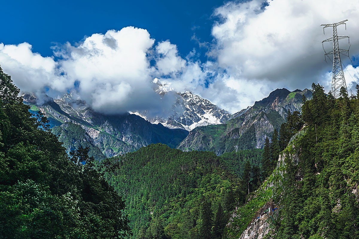 路边停车看风景       318线八宿到通麦片段