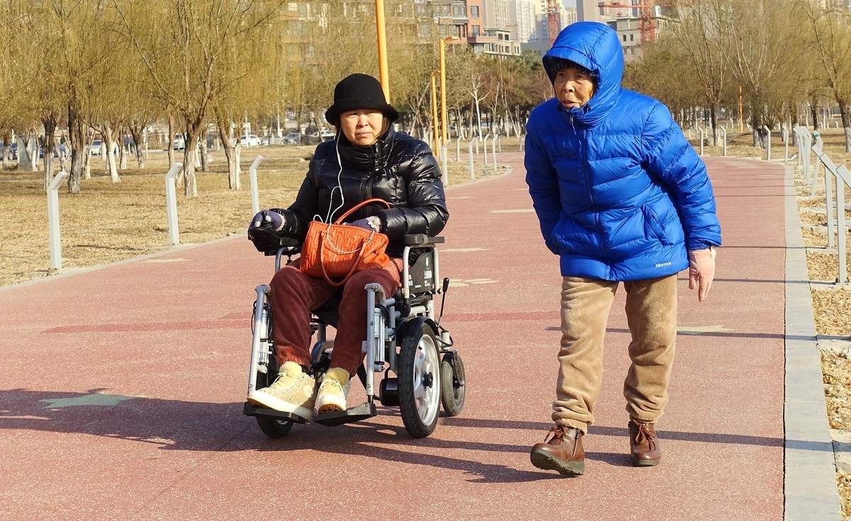 母女俩