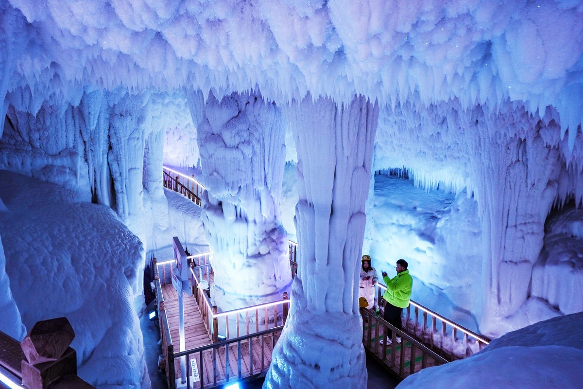 三百万年冰洞奇观-2