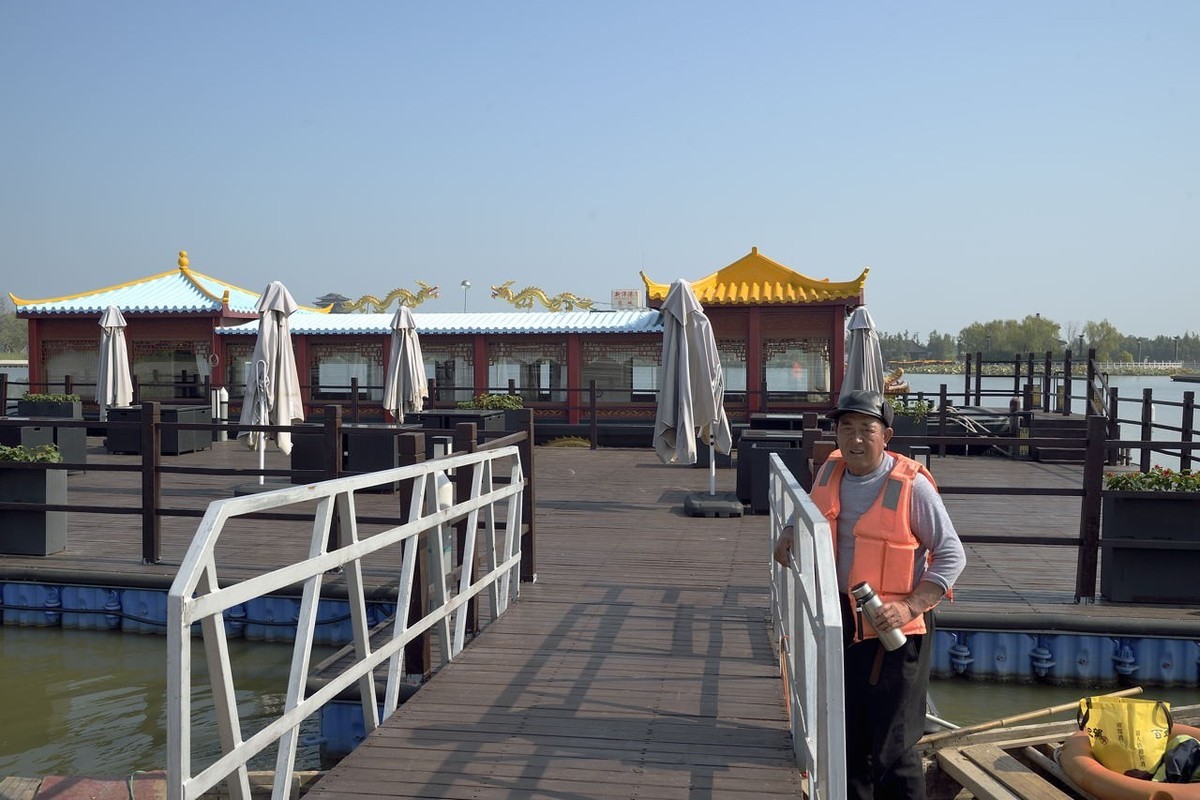 [  人  文  风  光  ]