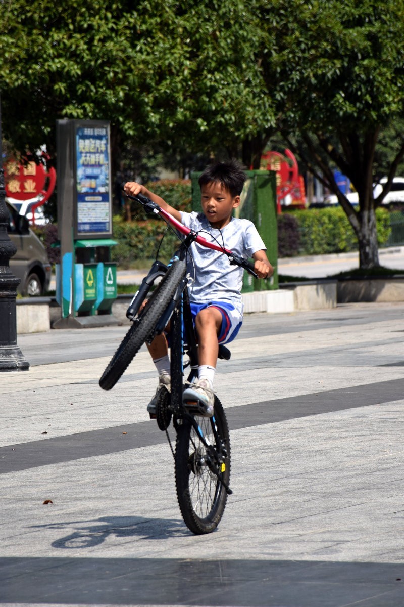 2023国庆 湘桂黔（39）黔东南指路碑