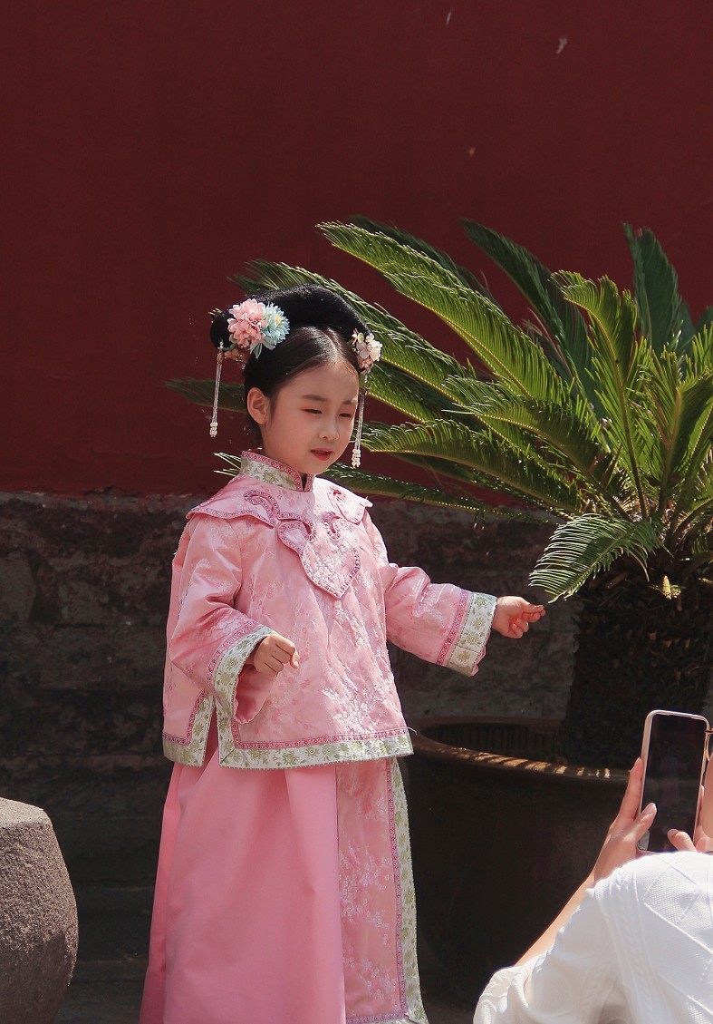 东北旅游扫街抓拍《风光，建筑和妹子》跑的路程多片杂顺着上吧具体哪里也忘了！