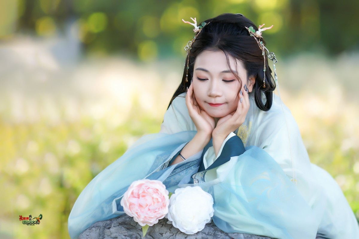 【林中倩影】--- 丸子