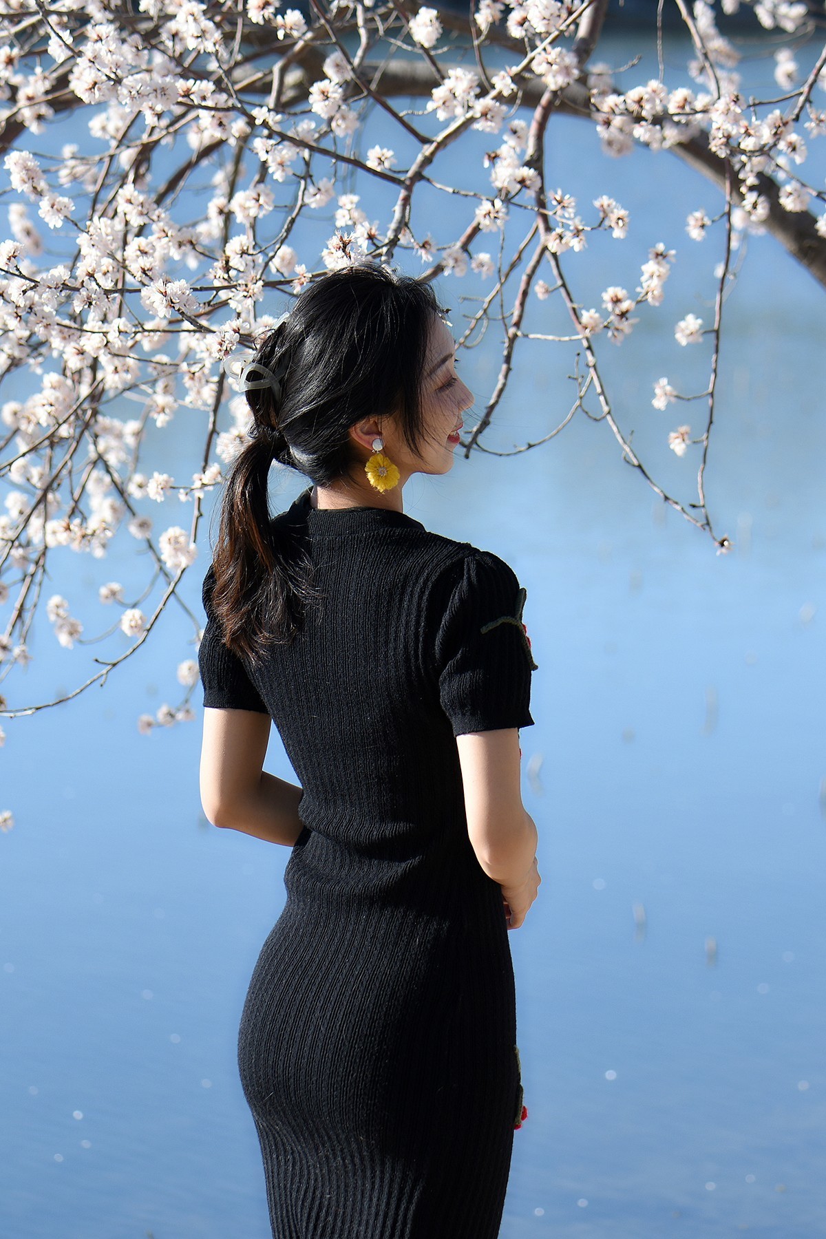 2023年第0206贴-西堤桃花人像抓拍（0329F）