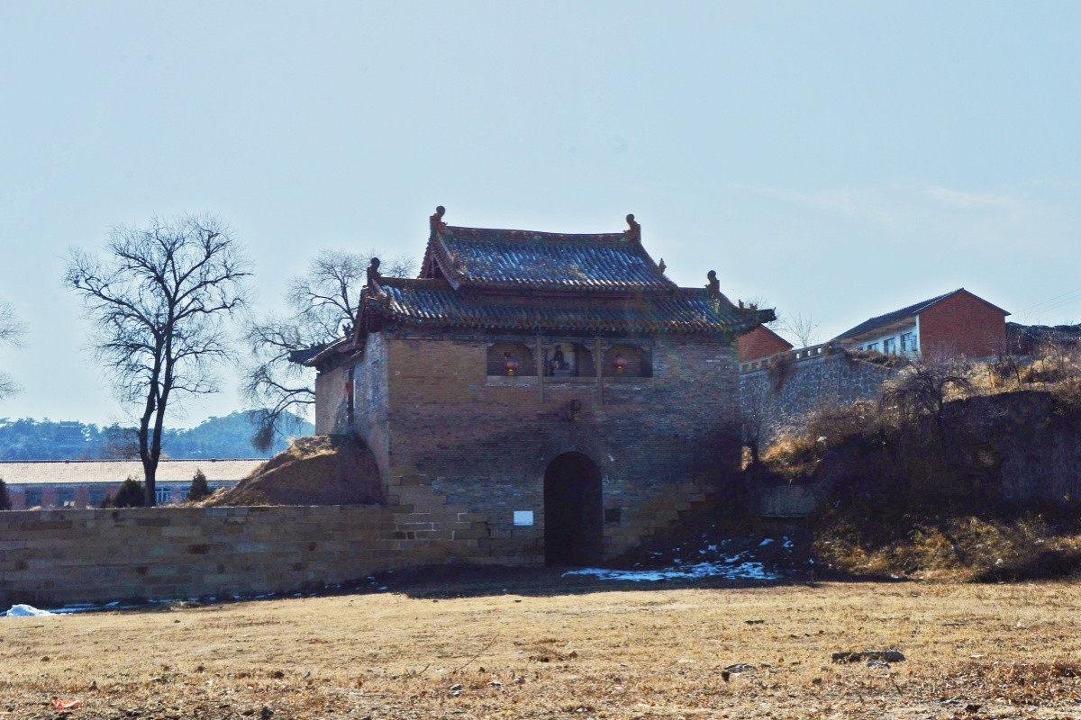 山村中的古代建筑