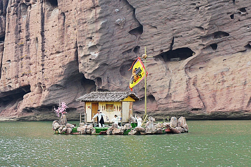 龙虎山景区  桃花洲 水上表演（一）