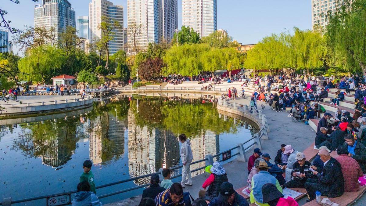 250504 劳 动 公 园