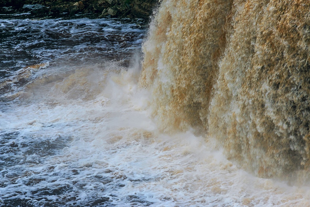 加拿大、美国游记（112）：（美）密歇根州 · 画岩湖滨景区 · 琥珀瀑布