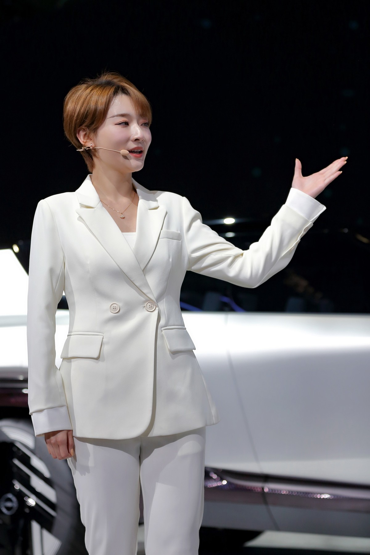 2023 上海国际车展品牌主持人