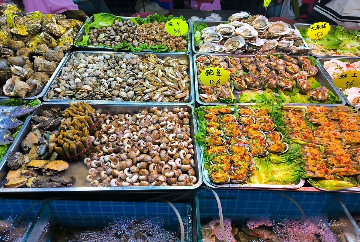【连云港旅行纪实】老街区夜市很热闹