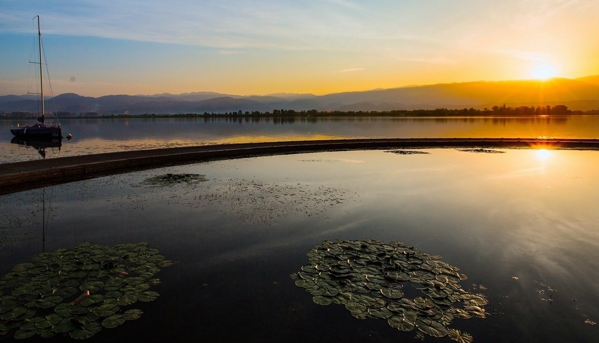 《 邛 海 》晨 拍