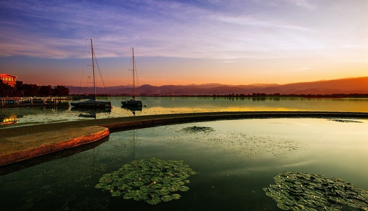 《 邛 海 》晨 拍