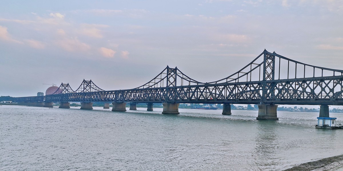 鸭绿江畔（手机版）